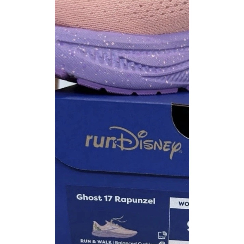 WDW 2026 RunDisney Brooks Ghost 17 Rapunzel Princess Shoes Womans SZ 8.5 Tangled - Picture 9 of 9